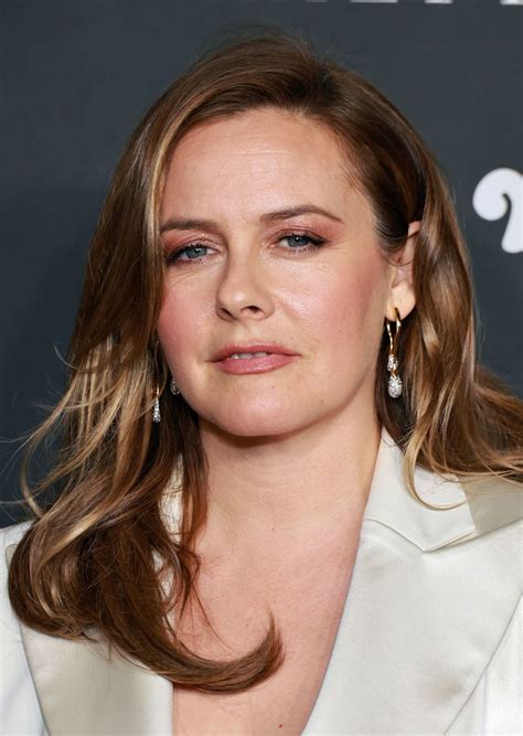 Alicia Silverstone: 2023 Elle Women in Hollywood Gala: See All。